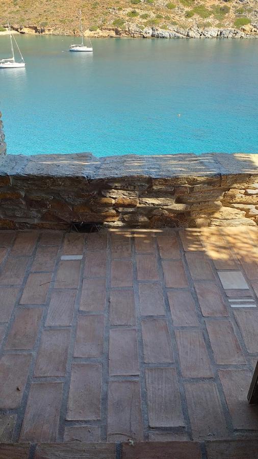 Waterfront Villa Spathi  المظهر الخارجي الصورة